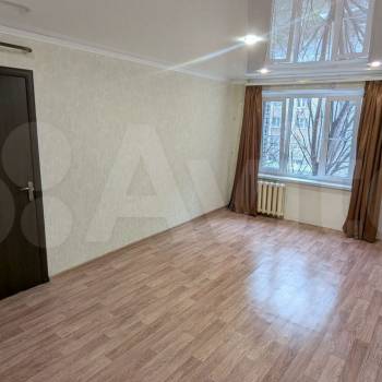Продается 1-комнатная квартира, 36 м²