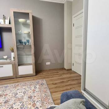 Сдается 1-комнатная квартира, 45 м²
