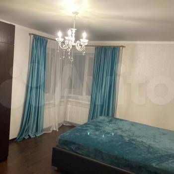 Сдается 2-х комнатная квартира, 70 м²