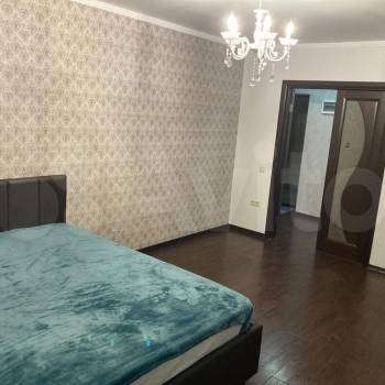 Сдается 2-х комнатная квартира, 70 м²