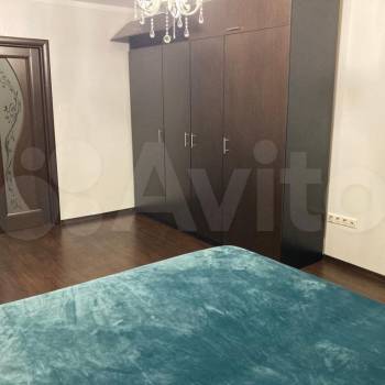 Сдается 2-х комнатная квартира, 70 м²