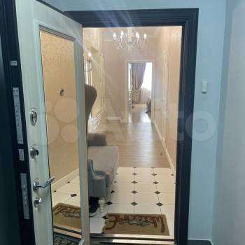 Продается Многокомнатная квартира, 143 м²