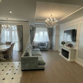 Продается Многокомнатная квартира, 143 м²