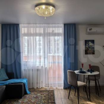 Продается 1-комнатная квартира, 38 м²