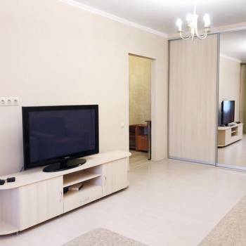 Сдается 1-комнатная квартира, 42 м²