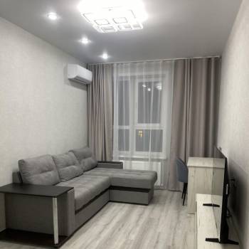 Сдается 1-комнатная квартира, 41 м²