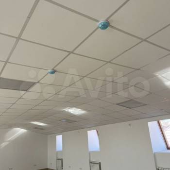 Сдается Нежилое помещение, 200 м²