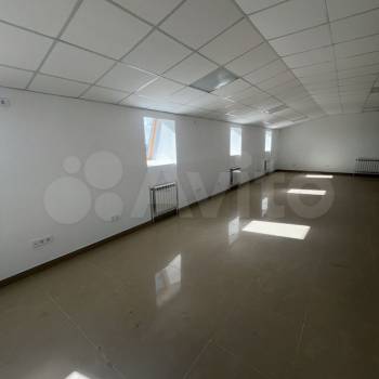 Сдается Нежилое помещение, 200 м²