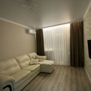 Сдается 1-комнатная квартира, 38 м²