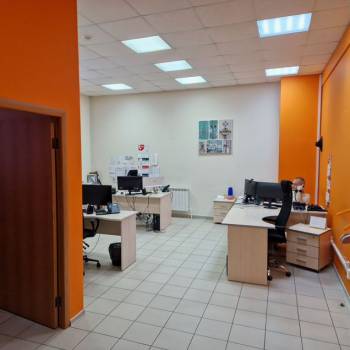 Сдается Нежилое помещение, 264 м²