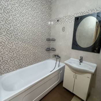 Продается 1-комнатная квартира, 42,9 м²