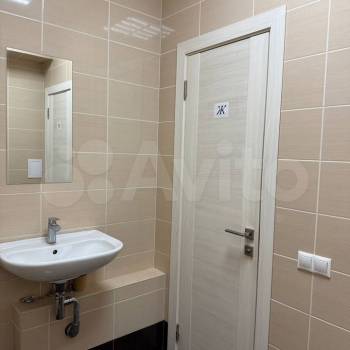 Сдается Нежилое помещение, 144,4 м²