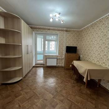 Сдается 1-комнатная квартира, 38 м²
