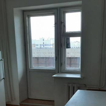 Продается 1-комнатная квартира, 42 м²