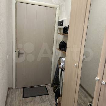 Продается 1-комнатная квартира, 32 м²