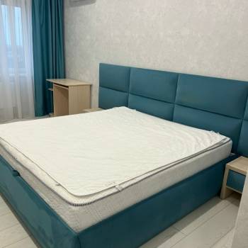 Сдается 1-комнатная квартира, 42 м²