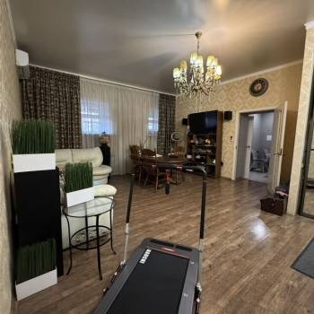 Продается Дом, 240 м²