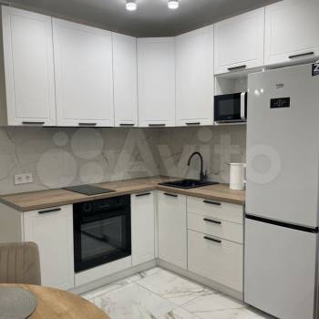 Сдается 1-комнатная квартира, 49,6 м²