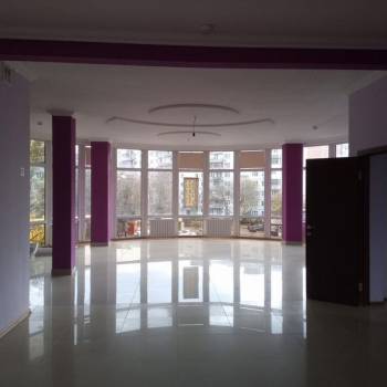 Сдается Нежилое помещение, 100 м²