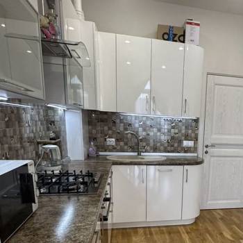 Продается 1-комнатная квартира, 43,2 м²