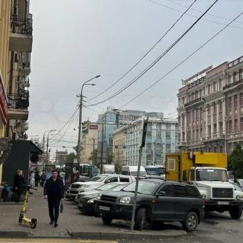 Сдается Нежилое помещение, 350 м²