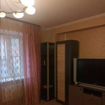 Сдается 1-комнатная квартира, 46 м²