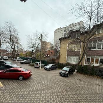 Продается 1-комнатная квартира, 35 м²