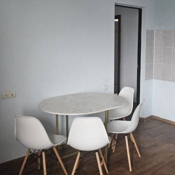 Сдается Многокомнатная квартира, 100 м²