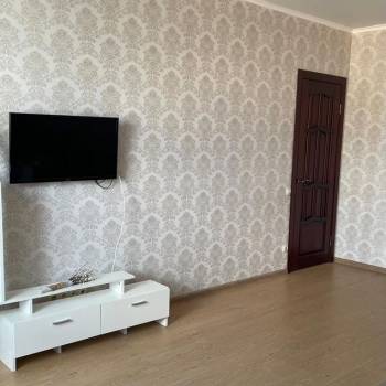 Сдается 1-комнатная квартира, 46 м²