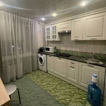 Сдается 1-комнатная квартира, 42 м²