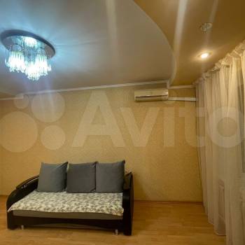 Сдается 1-комнатная квартира, 42 м²