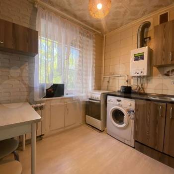 Сдается 1-комнатная квартира, 37 м²