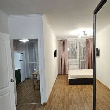 Сдается 1-комнатная квартира, 51 м²