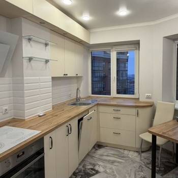 Сдается 2-х комнатная квартира, 60 м²