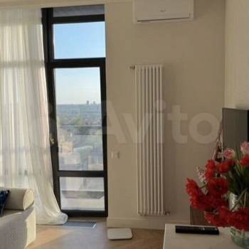 Сдается 1-комнатная квартира, 42 м²