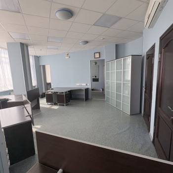 Сдается Офис, 196 м²