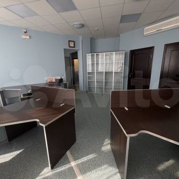 Сдается Офис, 196 м²