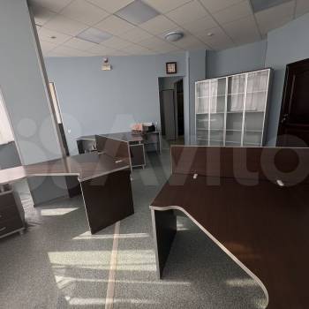 Сдается Офис, 196 м²