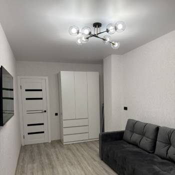 Сдается 1-комнатная квартира, 38 м²