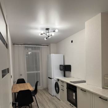 Сдается 1-комнатная квартира, 38 м²