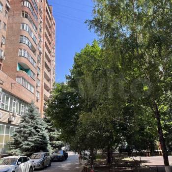 Продается 1-комнатная квартира, 43 м²