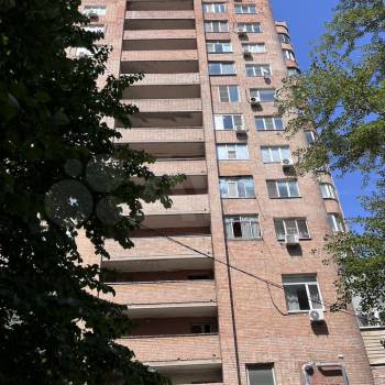 Продается 1-комнатная квартира, 43 м²