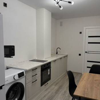 Сдается 1-комнатная квартира, 41 м²