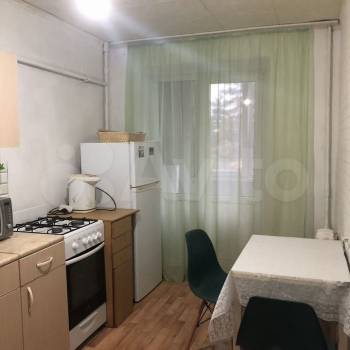 Сдается 1-комнатная квартира, 38 м²