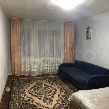 Сдается 1-комнатная квартира, 38 м²