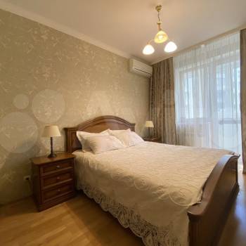 Продается 3-х комнатная квартира, 104,8 м²