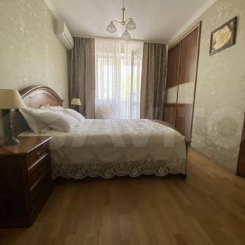 Продается 3-х комнатная квартира, 104,8 м²