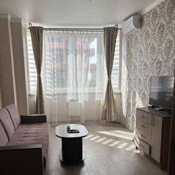 Сдается 2-х комнатная квартира, 56 м²