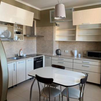 Продается 2-х комнатная квартира, 88 м²