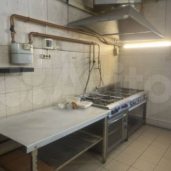 Сдается Нежилое помещение, 208 м²